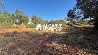Land for sale in Loulé, Portugal — €550,000