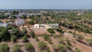 Land for sale in Loulé, Portugal — €425,000