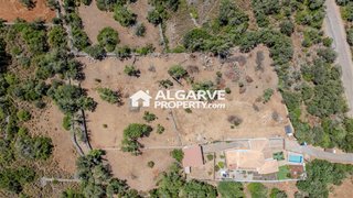 Land for sale in Loulé, Portugal — €250,000