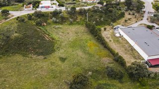Terreno de 16 969 m² em Setúbal