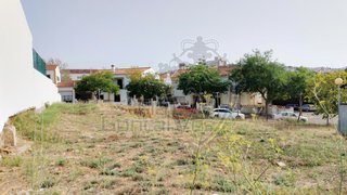 Land for sale in Estremoz, Portugal — €165,000