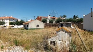 Land for sale in Vila Viçosa, Portugal — €40,000