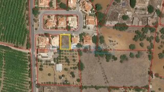 Terreno de 540 m² em Faro