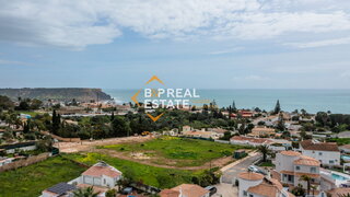 Land for sale in Lagos, Portugal — €410,000