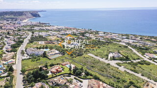 Land for sale in Lagos, Portugal — €2,190,000