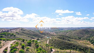 Land for sale in Lagos, Portugal — €1,199,999