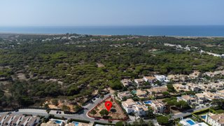 Land for sale in Loulé, Portugal — €1,975,000