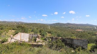 Terreno de 7895 m² em Faro