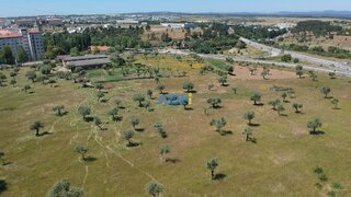 Terreno de 4400 m² em Castelo Branco
