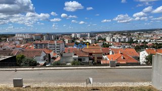 Terreno de 560 m² em Castelo Branco