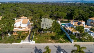 Land for sale in Loulé, Portugal — €1,975,000