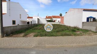 Land for sale in Alandroal, Portugal — €23,690