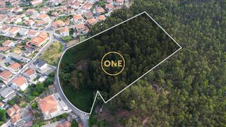 Land for sale in Vila Nova de Famalicão, Portugal — €275,000