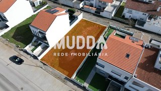 Terreno em Bragança · 423 m² · 88 000 €