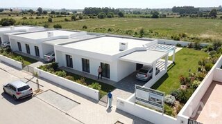 Land for sale in Torres Novas, Portugal — €380,000