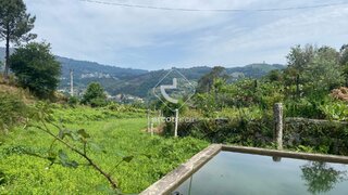 Terreno para venda em Arcos de Valdevez, Portugal — 38 000 €