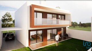 Land for sale in Barreiro, Portugal — €159,900
