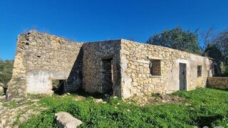 Land for sale in Loulé, Portugal — €180,000