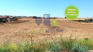 Land for sale in Moura, Portugal — €20,000