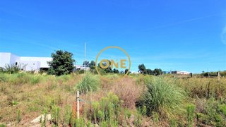 Land for sale in Vila Nova de Famalicão, Portugal — €175,000