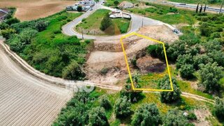 Terreno de 745 m² em Santarém