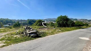 Land for sale in Arcos de Valdevez, Portugal — €220,000