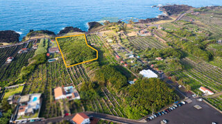 Land for sale in Praia da Vitória, Portugal — €260,000