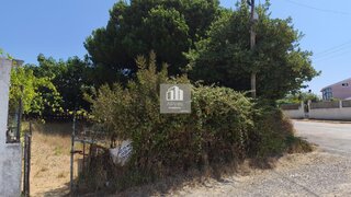 Land for sale in Almada, Portugal — €135,000