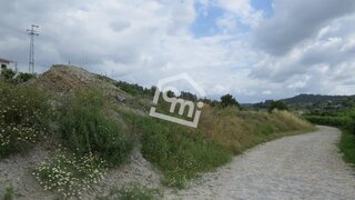 Land for sale in Felgueiras, Portugal — €110,000