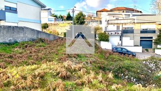 Land for sale in Vila Nova de Gaia, Portugal — €66,500