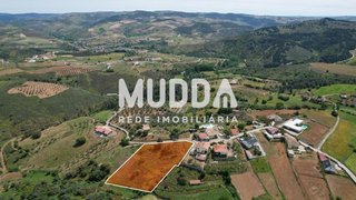 Terreno de 3860 m² em Bragança
