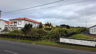 Land for sale in Madalena, Portugal — €70,000