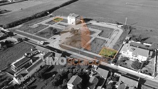 Land for sale in Alpiarça, Portugal — €52,500