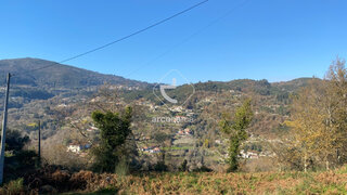 Land for sale in Arcos de Valdevez, Portugal — €30,000