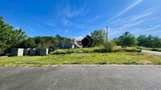 Land for sale in Arcos de Valdevez, Portugal — €57,000