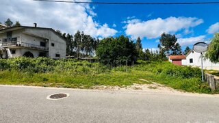 Land for sale in Figueiró dos Vinhos, Portugal — €39,900