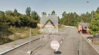 Terreno em Gondomar · 230 m² · 77 000 €
