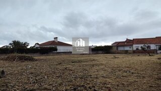Land for sale in Almada, Portugal — €480,000