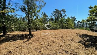 Land for sale in Arcos de Valdevez, Portugal — €65,000