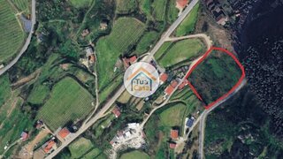 Land for sale in Felgueiras, Portugal — €90,000