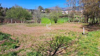 Land for sale in Arcos de Valdevez, Portugal — €48,000
