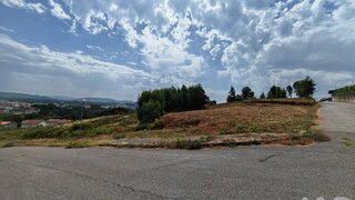 Land for sale in Oliveira de Azeméis, Portugal — €160,000