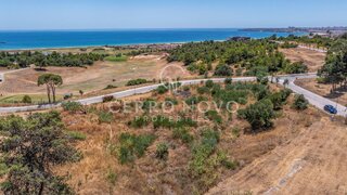 Land for sale in Lagos, Portugal — €1,950,000