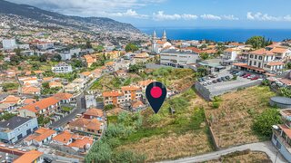 Terreno em Funchal · 1878 m² · 600 000 €
