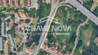 Terreno de 3953 m² em Porto