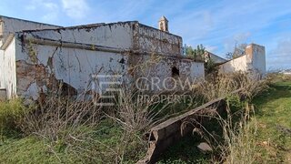Land for sale in Loulé, Portugal — €650,000