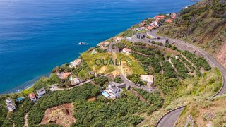 Land for sale in Calheta (Madeira), Portugal — €550,000