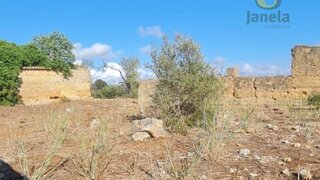 Land for sale in Portimão, Portugal — €1,200,000