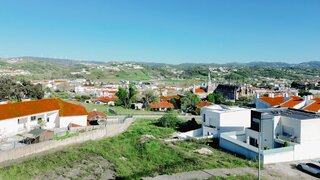 Land for sale in Batalha, Portugal — €150,000