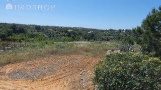 Terreno de 4690 m² em Lagoa